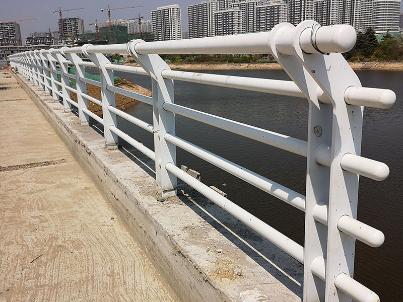 桥梁护栏