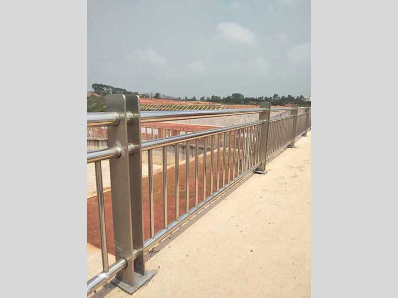 201不锈钢复合管护栏