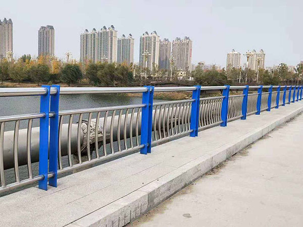 201不锈钢复合管护栏